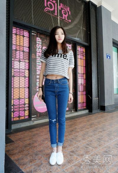 束腰夹克秀挺腰身配短裙裤就可以了