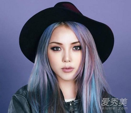 韩国美女神驹的发型将保持一万年不变。你真的应该向她学习