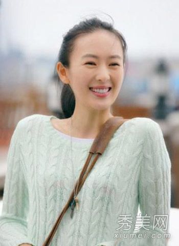 新好朋友谭雅与章子怡对质,《新头发换成了女作家》