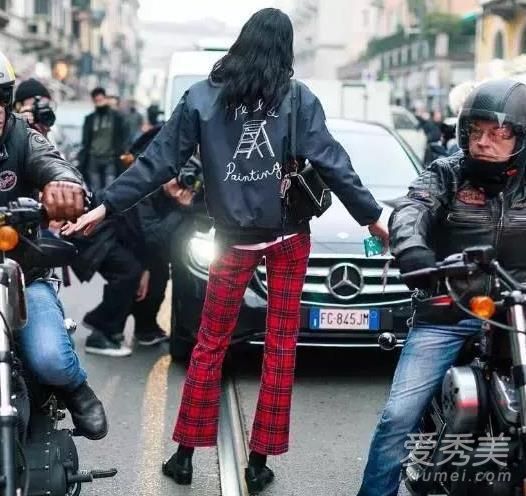 你在不同的季节穿什么？秋冬季的最后一件是这四条裤子。