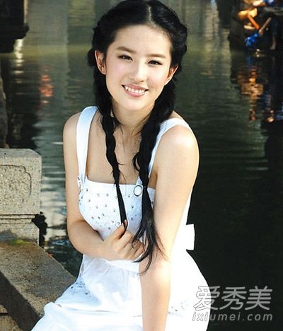 《仙女》是劉亦菲的發型，燕和演戲並重。
