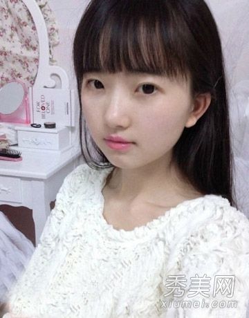 这位36岁的女孩在10点钟突然变红,她的长发被·穆占有。