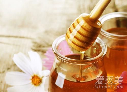 蜂蜜水可以敷臉嗎？用蜂蜜水洗臉有什麼優點和缺點