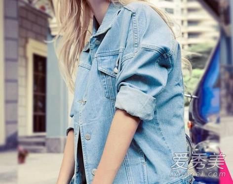 牛仔外套可以用热水洗吗?牛仔外套是如何变硬的