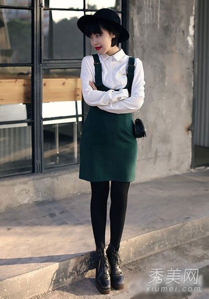 回到少女时代，时尚的服装和年龄减少