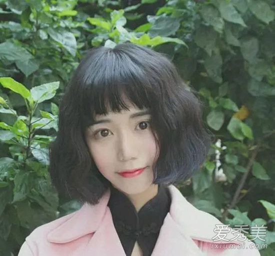 在新年的第一天,我留着短发来滋养我的眼睛,还有11种气质出众的发型。