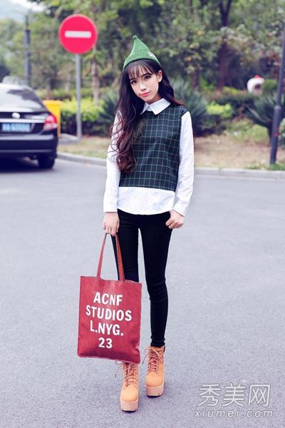 帽子凹型圆顶尖帽如何搭配