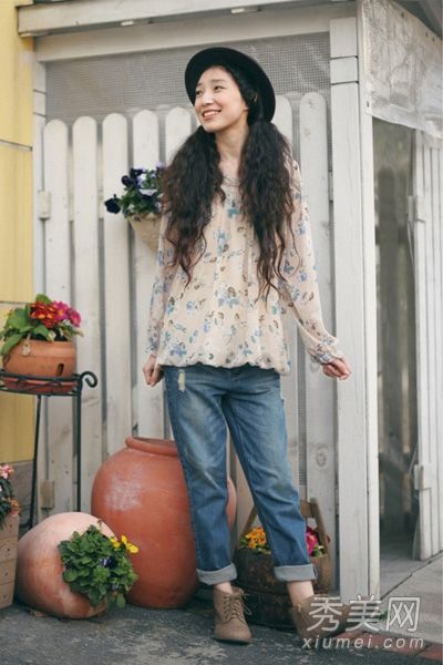 日本森女纯净美丽的风混合搭配释放出甜蜜和些许清新。