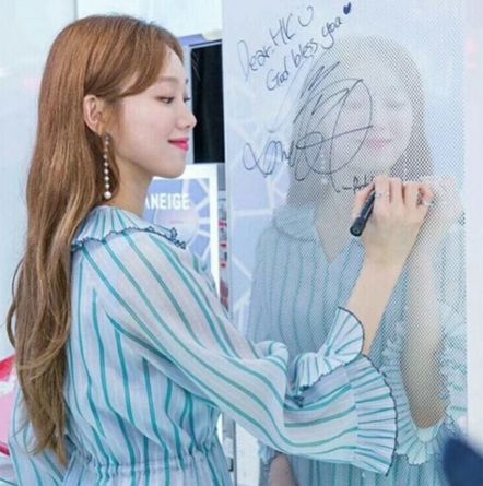 德维尔是什么品牌?德维尔的衣服多少钱?