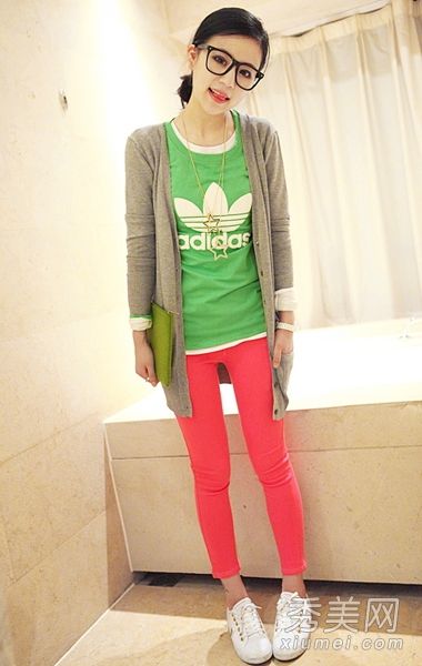 清明春游针织开衫配紧身裤