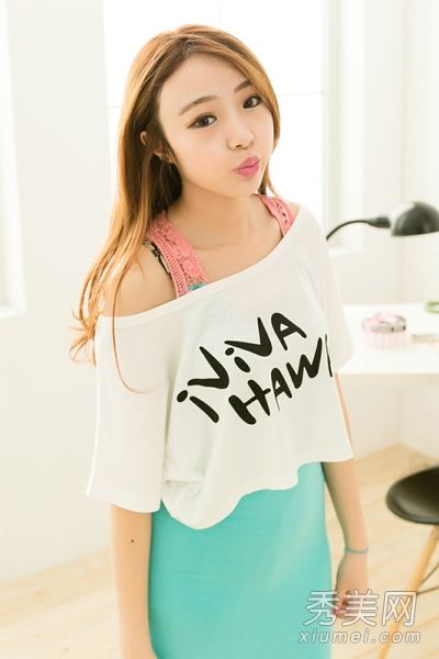 时尚长裙+短衫暖春修身性感搭配