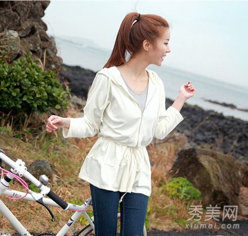 四月的桃花,十位女士打扮得超级漂亮