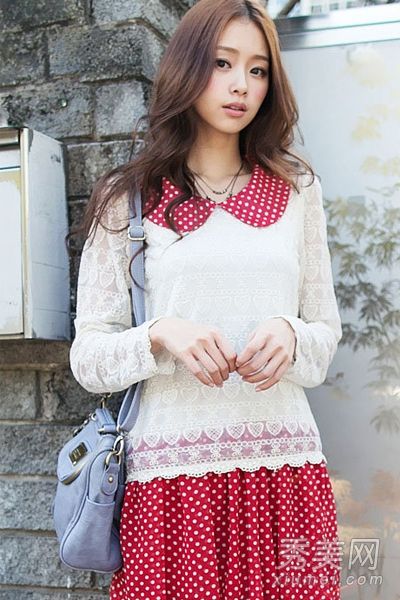 四月暖春时尚美丽身材小骨架好身材