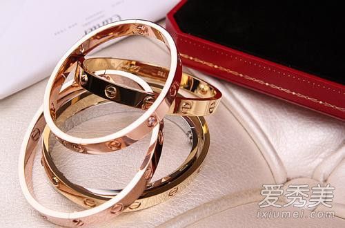 卡地亚手镯多少钱?为什么卡地亚手镯这么贵