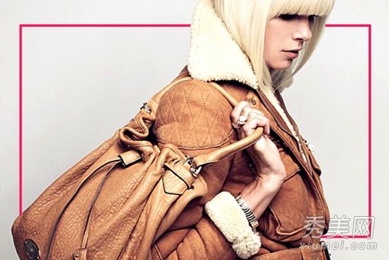 羊毛衫羊毛外套是今年冬天最流行的元素。