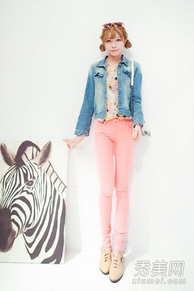 外套+T恤+紧身裤春季简约修身