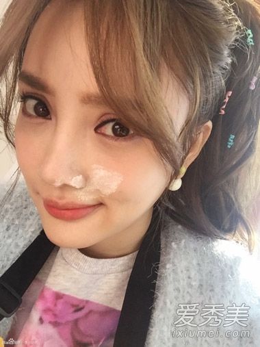 新野的美丽是从她那里继承来的!李小璐发型图片