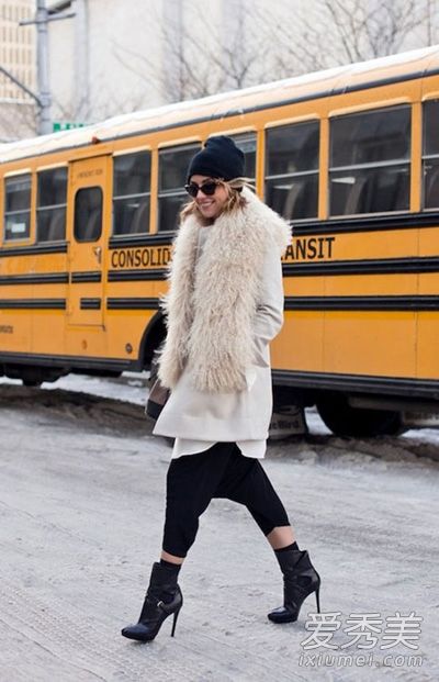 2015年新款短靴被推荐与魅力搭配