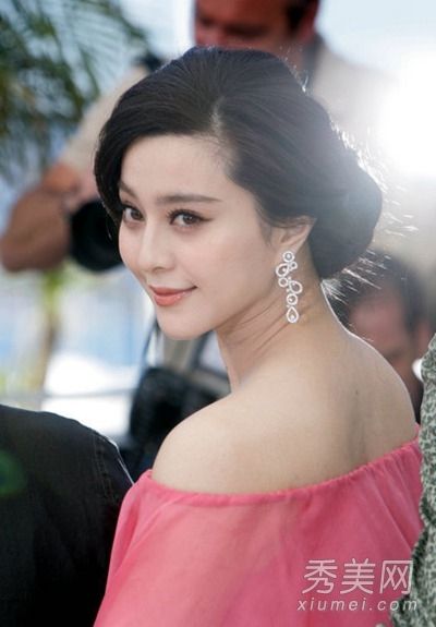全能女演員範冰冰的發式照片詮釋古典中國風味