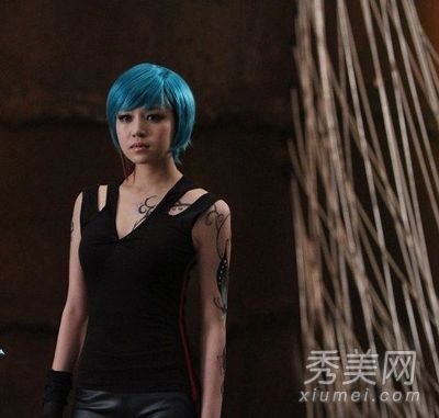 陈妍希的假发遮住圆脸