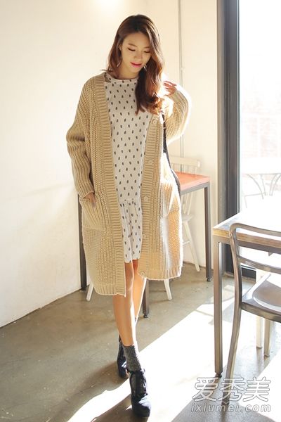 2015新款春装图片长款毛衣外套必备