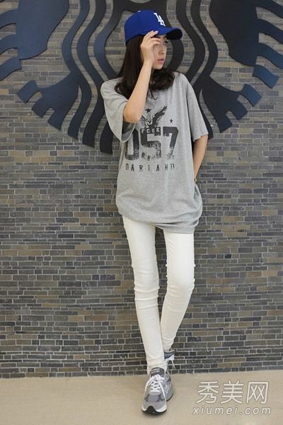 t恤加裤子，五一休闲，美丽与潮流