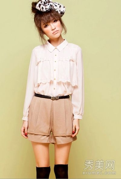 又是毕业季节了。雪纺衬衫很漂亮