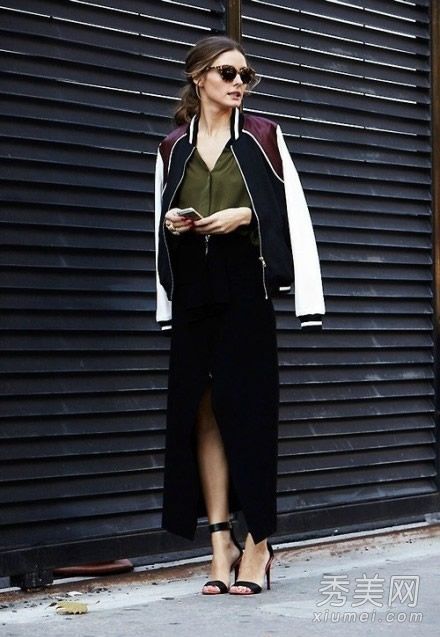 百搭棒球外套混搭长裙或裤装都很时尚