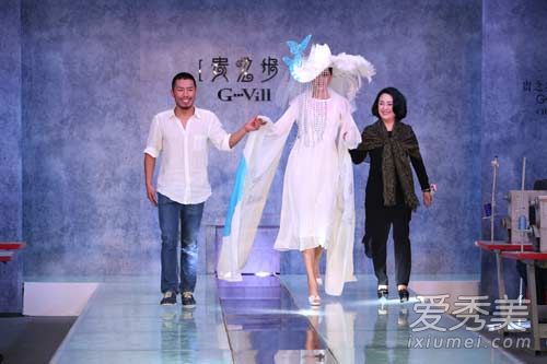 你的舞步是什么牌子的？你的女鞋怎么样