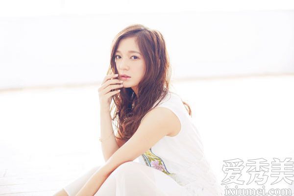 12种日本卷发样式给你一个精致的小V型脸