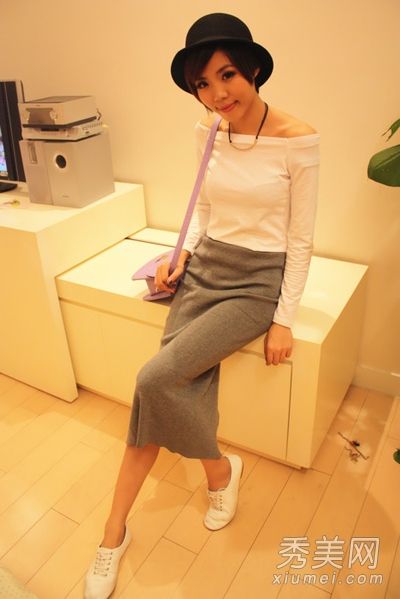 夏季性感露肩小衬衫让MM告别“再见肉”