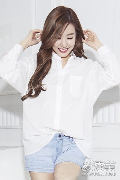 少女蒂芙尼演绎2015新款韩版春装