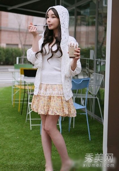 防晒穿裙提前感受甜美风格