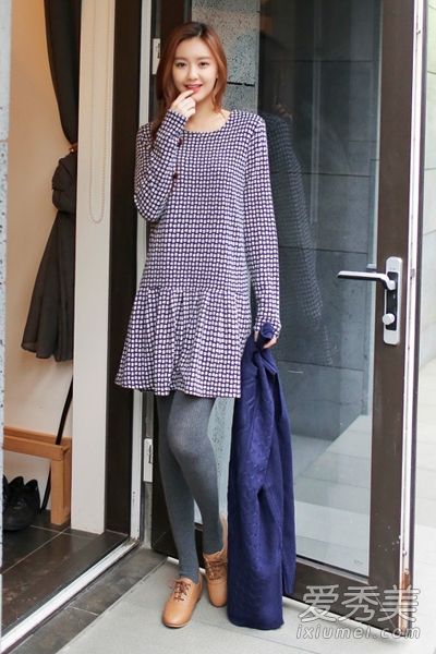 2015年春季新款长袖连衣裙是最通用的。