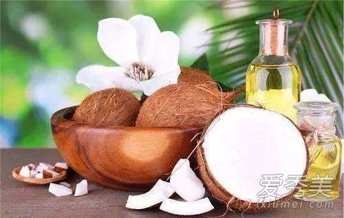 椰子油能卸妝嗎？椰子油如何卸妝