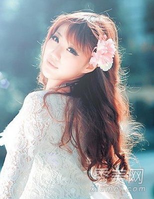 八月高温酷暑发型最实用