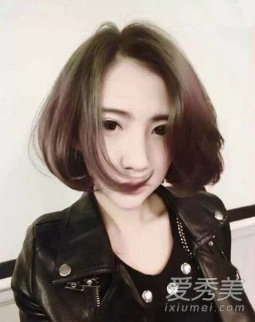 最新的中短梨花头发型图片剪下来绝对好看。