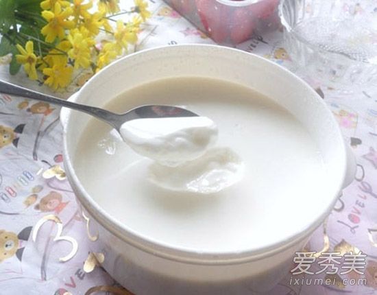 酸奶的功能和作用以及如何食用酸奶