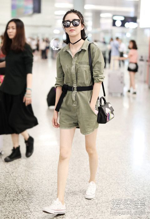 佟丽娅机场包的品牌是什么?小提包怎么样