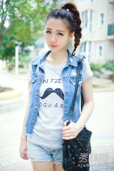 牛仔马甲在夏天，日本和美国玩复古丹宁风与外观