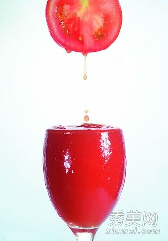 番茄汁飲料雀斑，使皮膚白和紅