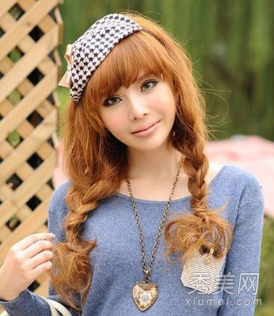 刘海非常流行,并且有很高的周转率。