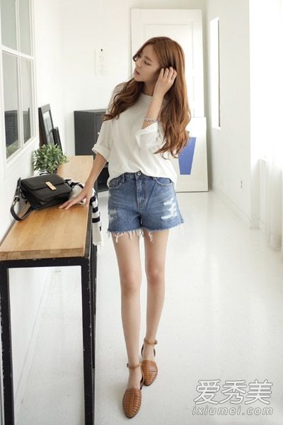 牛仔短裤性感百搭秀腿如此迷人