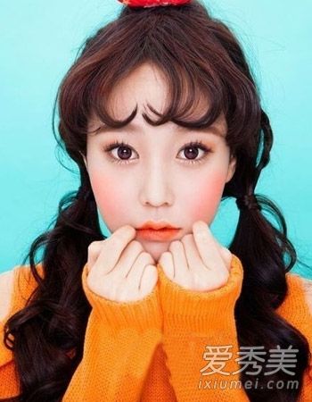 秒钟换成9种时尚发型西米达女神展现韩式