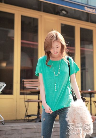 巧妙的夏季t恤，简单易搭
