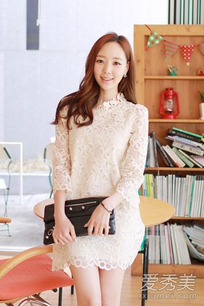 蕾丝连衣裙,美丽浪漫,成就名媛