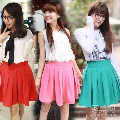 矮个女孩必须穿短裙，短裙会在瞬间增加6厘米。