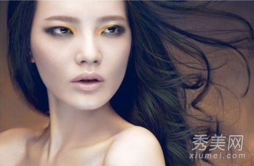 名人的化妆技巧适合亚洲人不画眼线的化妆