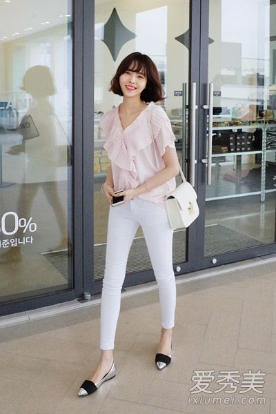 如何搭配2015年韩国雪纺衬衫是美丽的