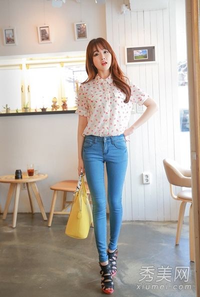 夏季时尚酷酷搭配甜美小清新气质
